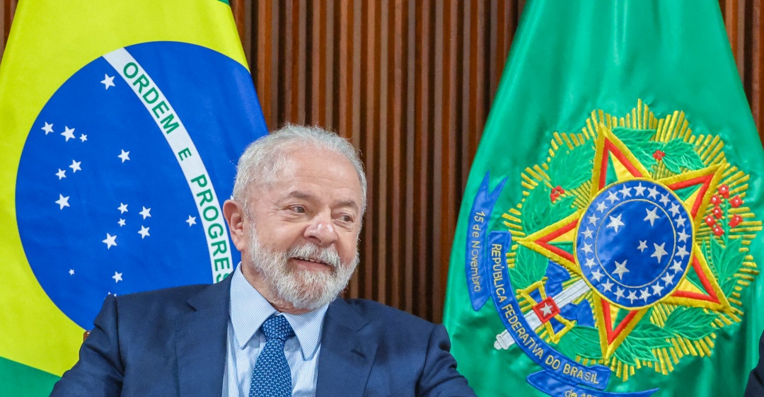 Brasil de Lula se distancia dos Estados Unidos