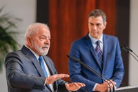 Na Espanha, Lula defende união internacional para buscar solução para o conflito na Ucrânia