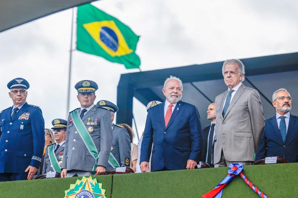 Veja fotos da cerimônia do Dia do Exército em Brasília