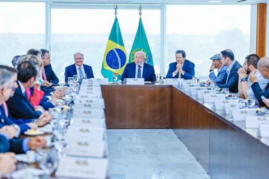 Tudo Dez  A maior loja de preço único do Brasil - Carros, Motos e