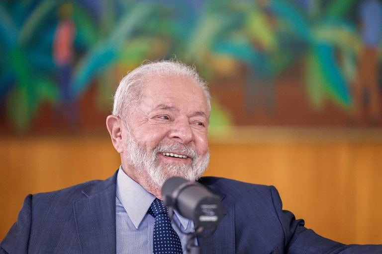 Lula fala sobre importancia da industria e do investimento em infraestrutura