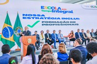 Escola de qualidade é base para sociedade menos desigual, diz Lula