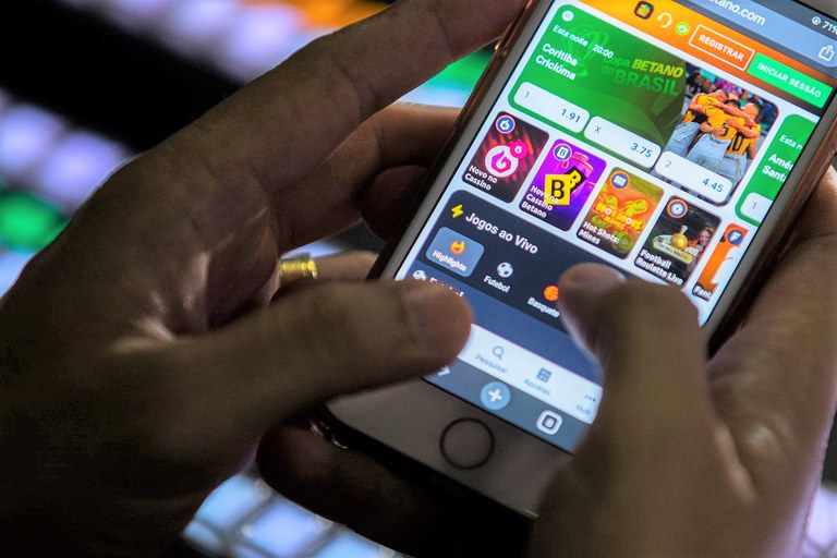 Governo deseja regulamentar apostas online no Brasil
