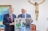 Presidente Lula recebe administrador da NASA e embaixadora dos EUA no Planalto