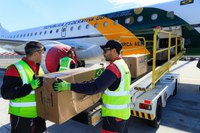 Avião da Presidência decola de Roma com kits humanitários rumo ao Egito