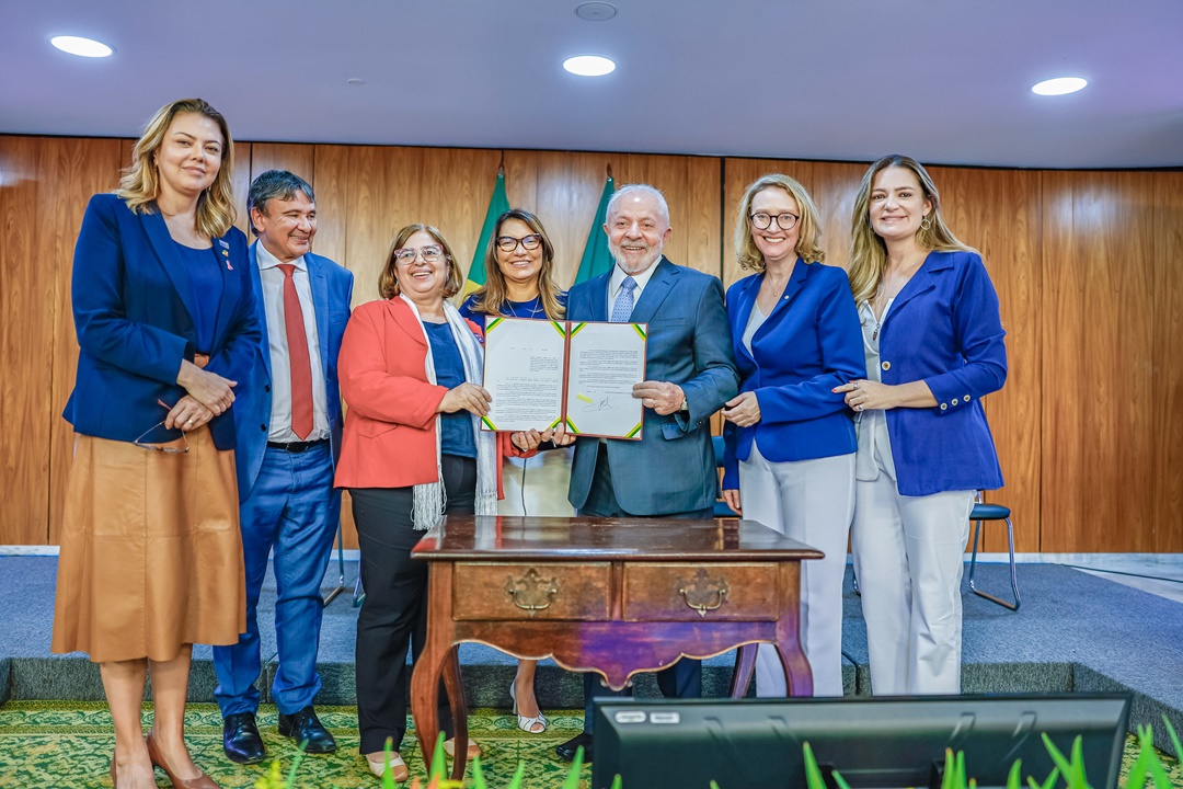 Presidente Lula durante a sanção da lei. Foto: Ricardo Stuckert / PR