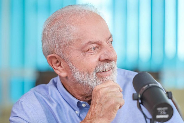 Presidente Lula concede entrevista à Rádio Metrópole (BA)
