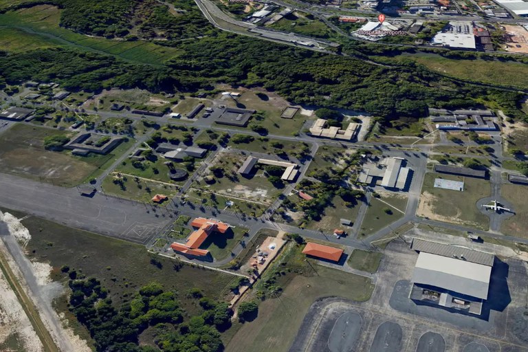 Base-Aerea-de-Salvador2_FotoGoogleEarth.webp