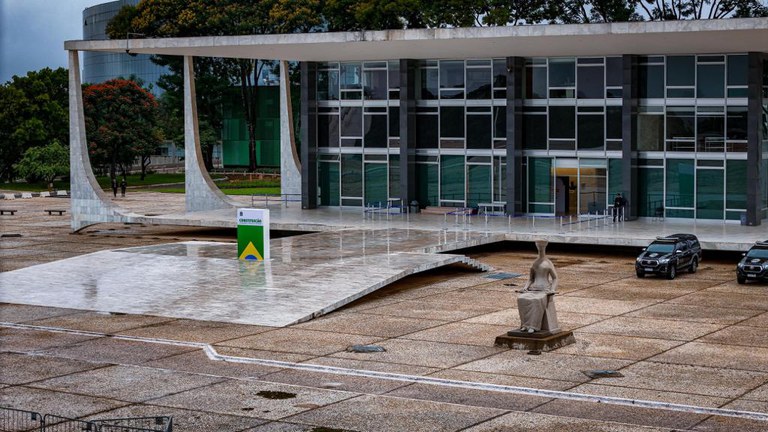 WhatsApp Image 2024-01-08 at 08.37.48 (1).jpeg