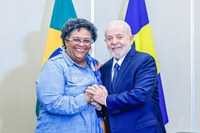 Presidente Lula se reúne com a primeira-ministra de Barbados