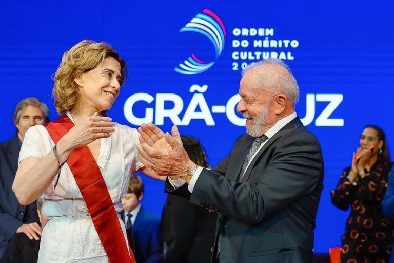 Lula: “É preciso lembrar sempre da extraordinária contribuição da cultura para a defesa da democracia”