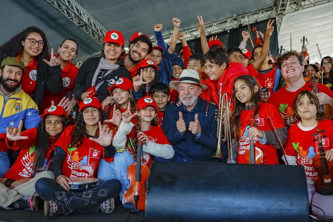 Terra da gente Lula 1.jpg