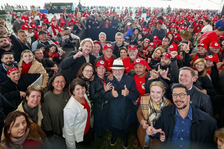 Terra da gente Lula.jpg