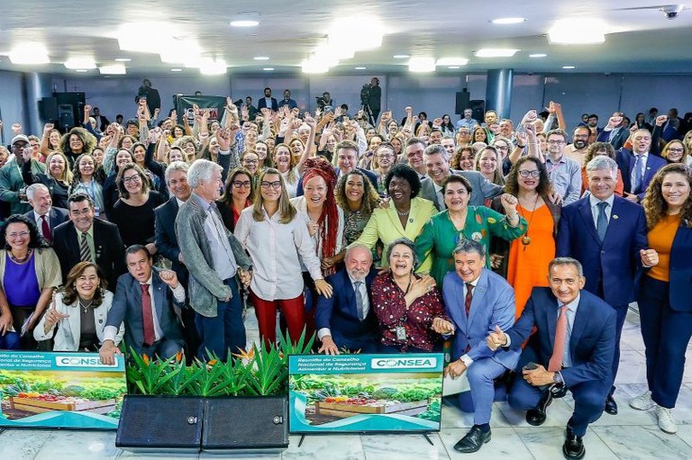Em reunião do Consea, Lula comemora saída do Brasil do Mapa da Fome