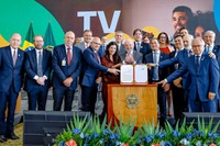 Lula institui no Brasil a TV 3.0, que começa a funcionar em 2026