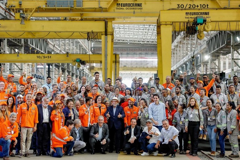 “Estou aqui para recuperar a indústria naval brasileira”, diz Lula ao anunciar investimentos na Bahia