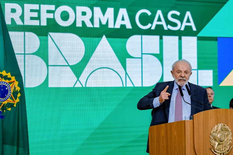 Lula Reforma Casa Brasil.jpg