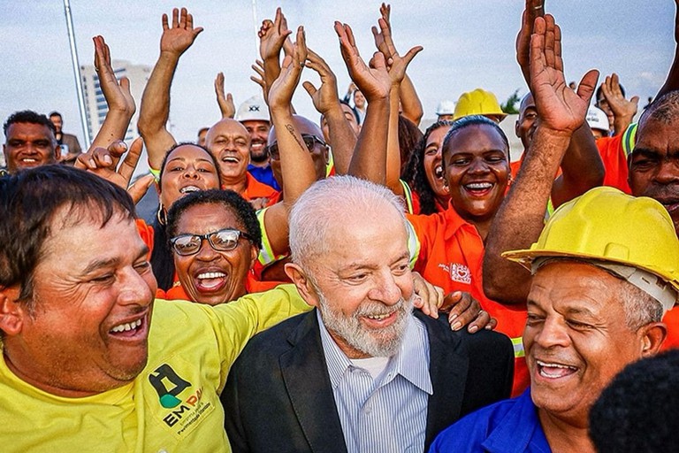 01102025_lula_ir.jpg