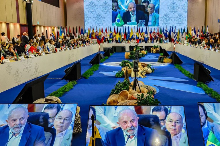 Presidente Lula discursa na Sessão Plenária da IV Cúpula CELAC-UE