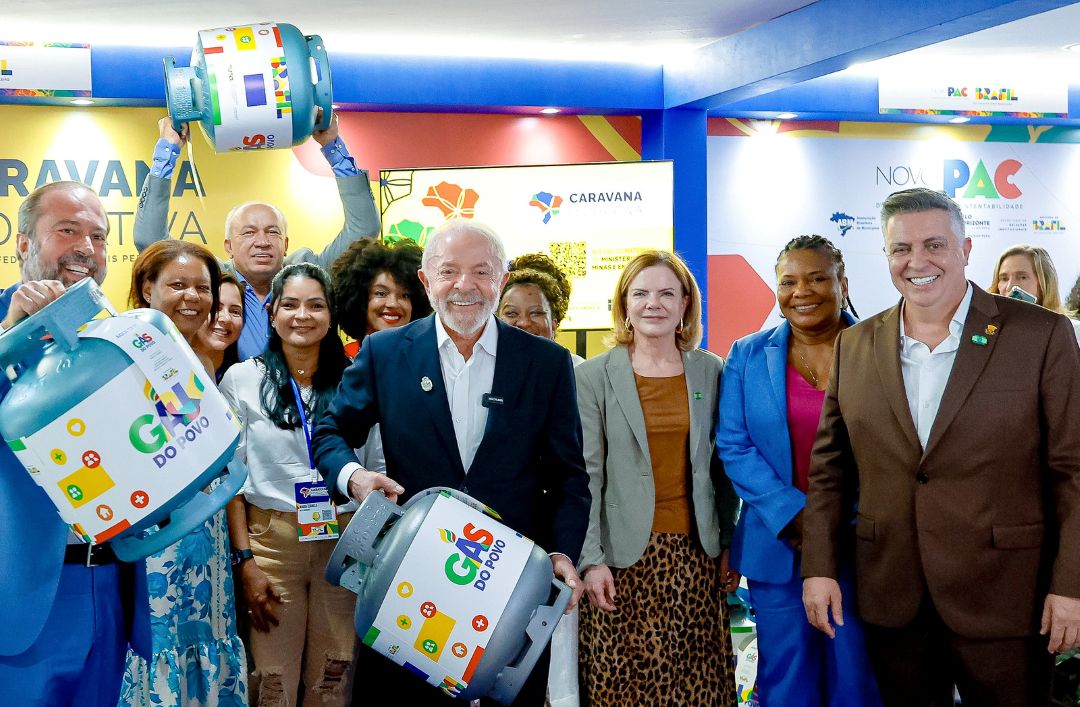 Iniciativa reforça diálogo federativo e amplia acesso de gestores às políticas federais. Edição de Belo Horizonte teve mais de 4 mil pessoas inscritas e mais de 600 municípios representados