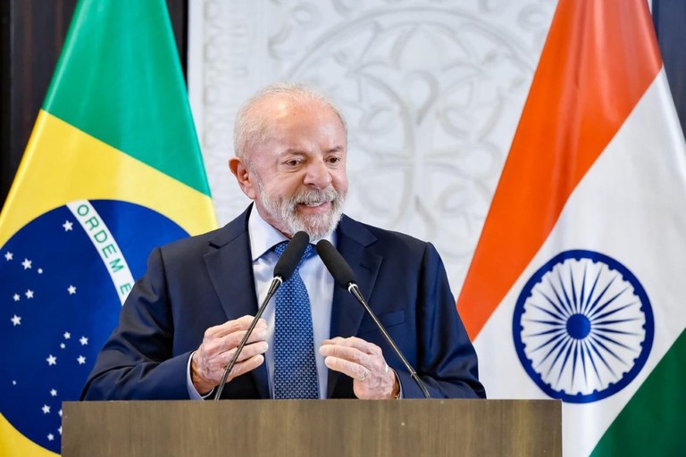 Lula durante coletiva.jpg