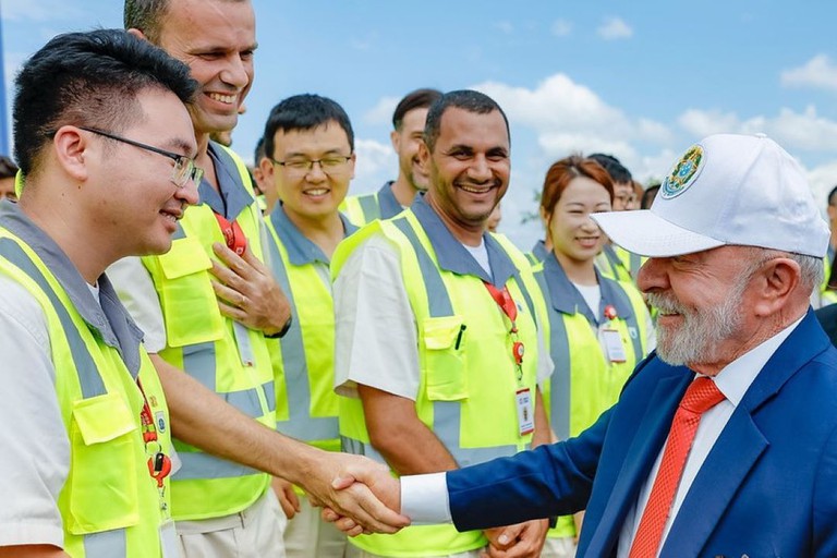 “Importante fazer parcerias com países que queiram trazer tecnologias”, diz Lula em fábrica de trem e anúncio de R$ 5,6 bi para São Paulo