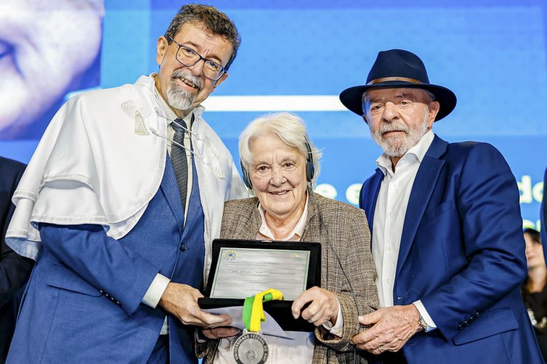 Título de Doutor Honoris Causa a 'Pepe' Mujica