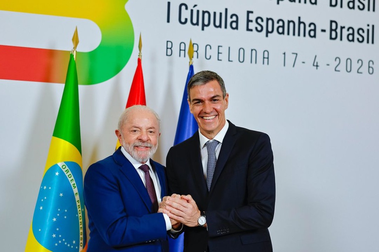 Em Barcelona, Lula e Pedro Sánchez se unem pela defesa da democracia e contra a desigualdade