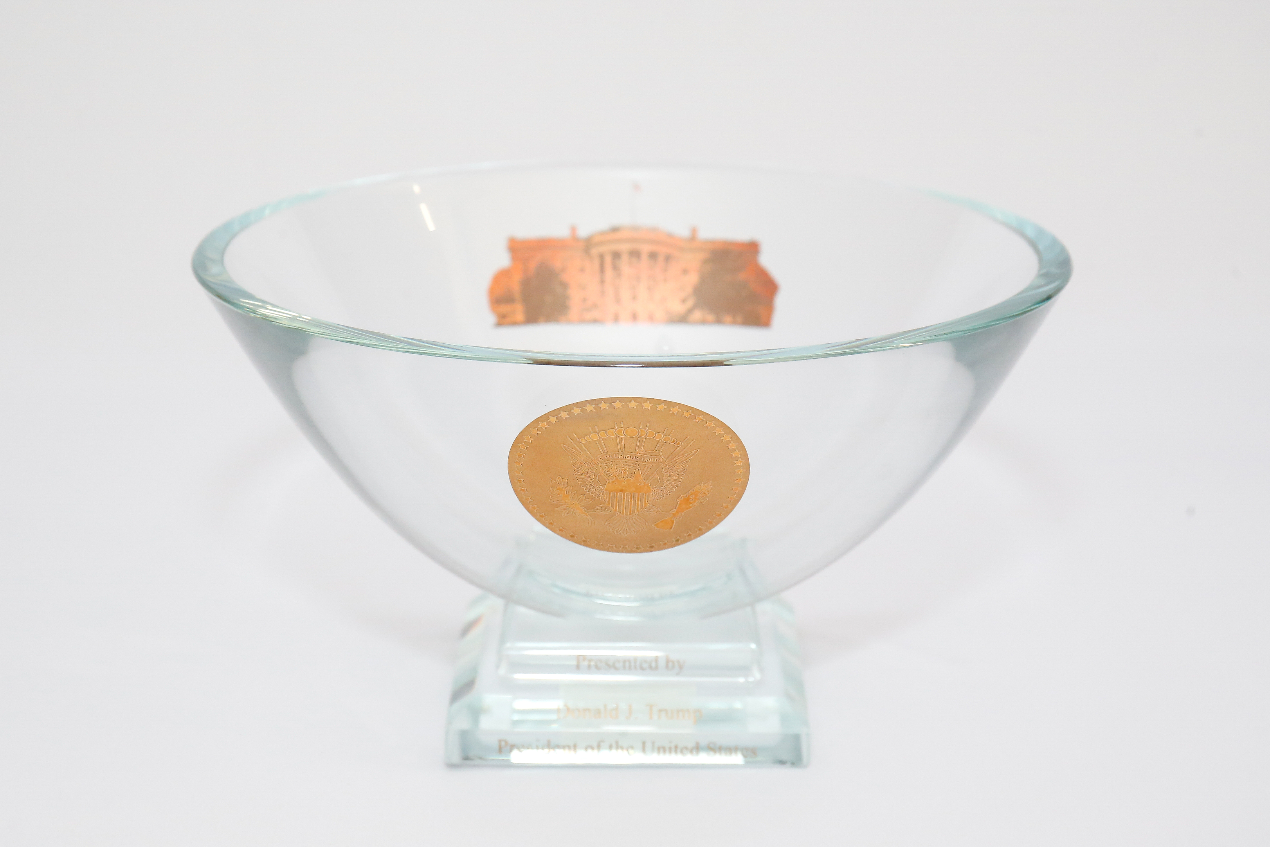 Centro de mesa com o selo oficial dos Estados Unidos da América