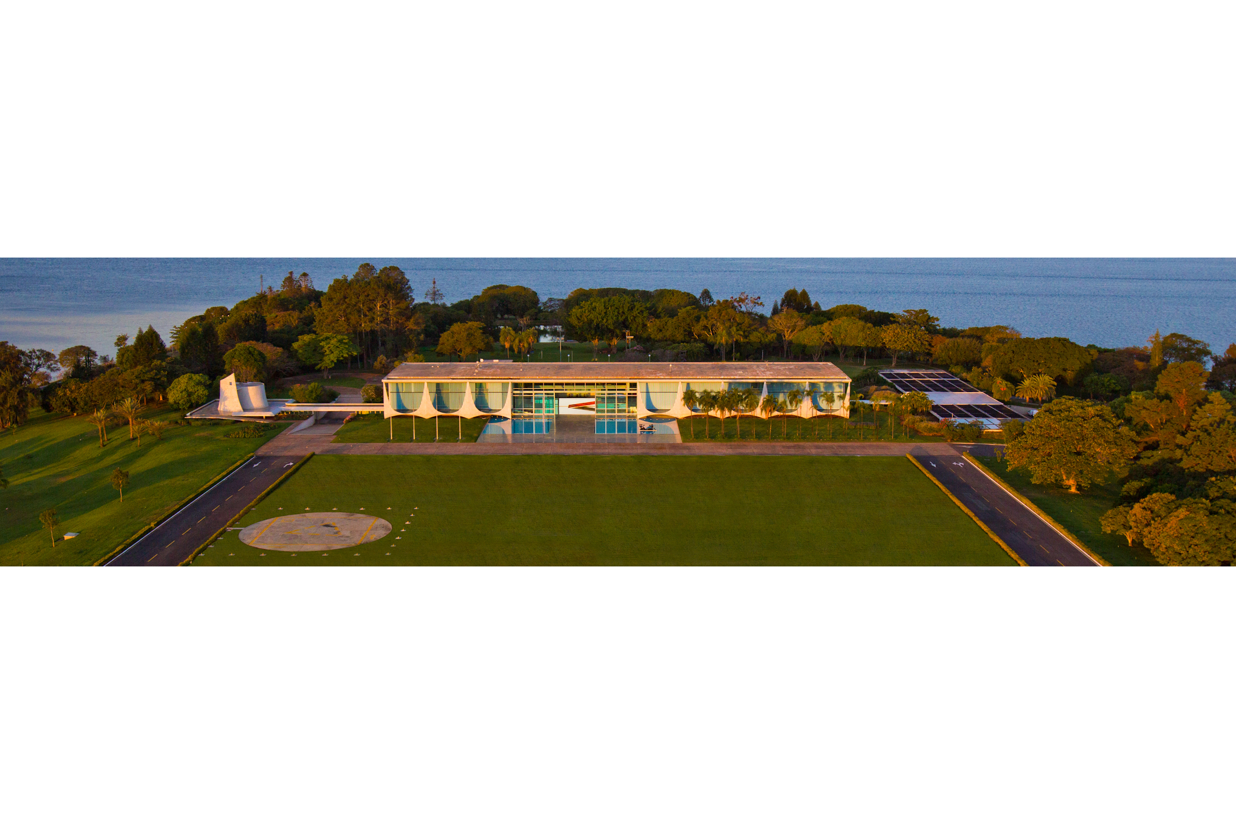 Fachada do Palácio da Alvorada
