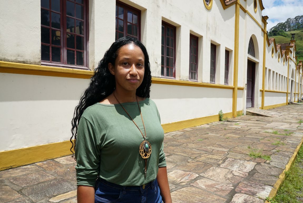 “Aquela Mirella dos 17 anos não existe mais”, diz jovem que luta pela reparação da tragédia