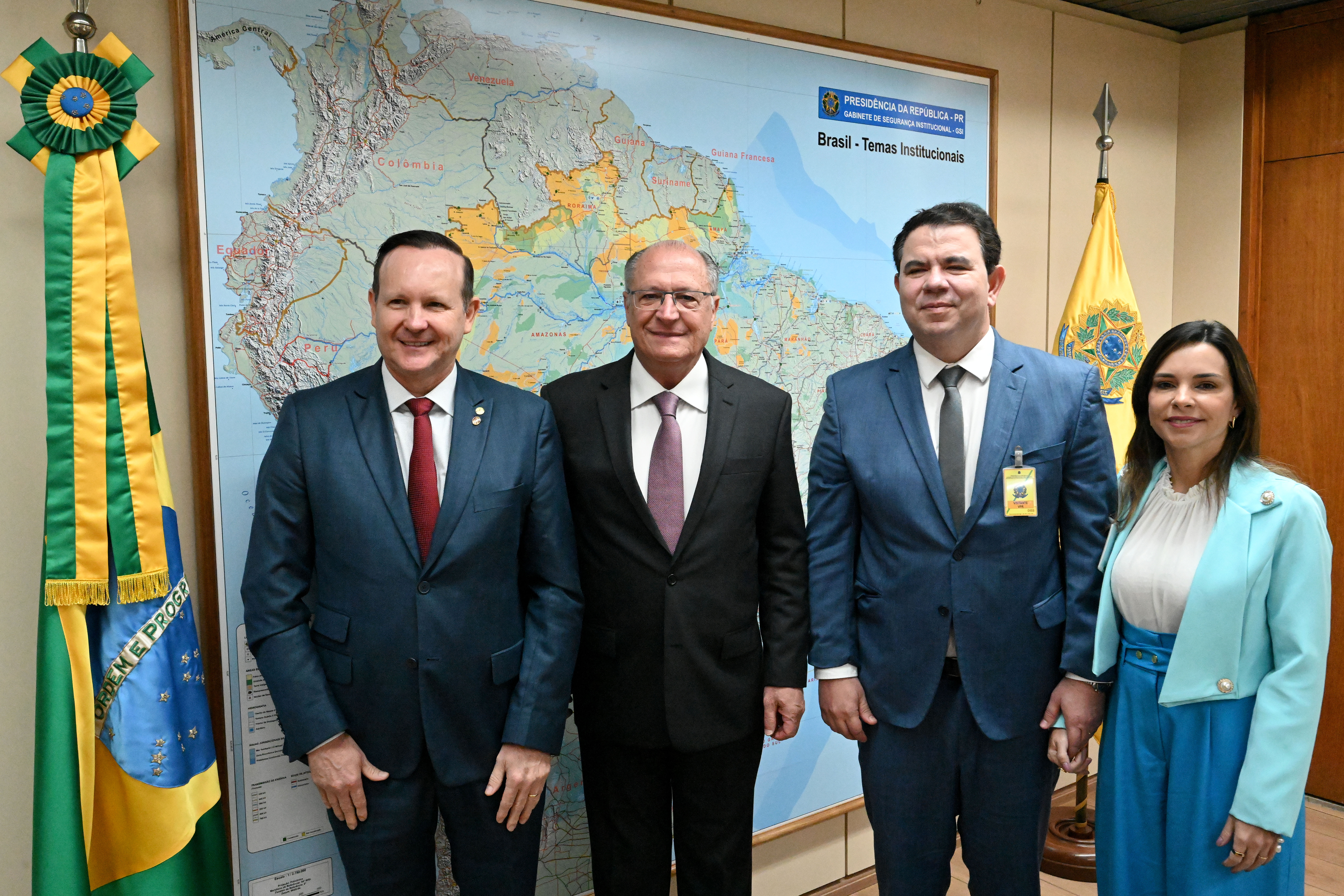 Vice-presidente Geraldo Alckmin, deputado Márcio Honaiser e prefeito de Balsas