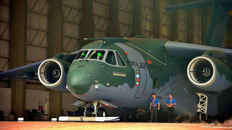 Cargueiro multimissão C-390 Millennium