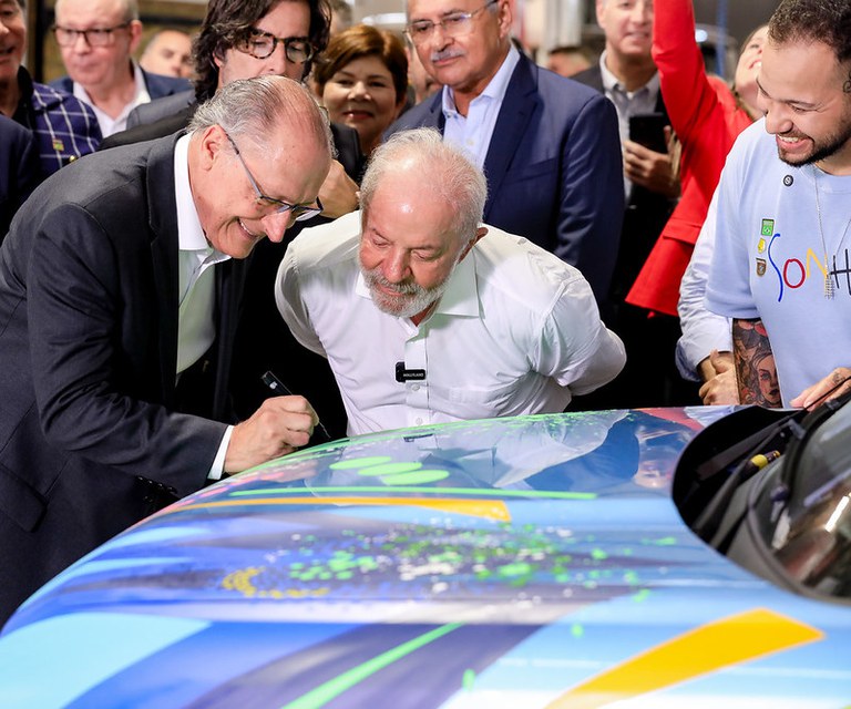 No Ceará, Alckmin destaca recuperação da indústria automotiva brasileira