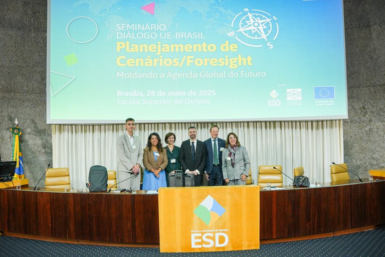 Seminário “Diálogo UE-Brasil Planejamento de Cenários _ Foresight – Moldando a Agenda Global do Futuro”__086.jpg