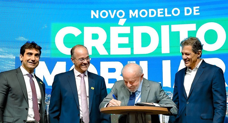 FOTO EVENTO LULA CRÉDITO 2.jpg