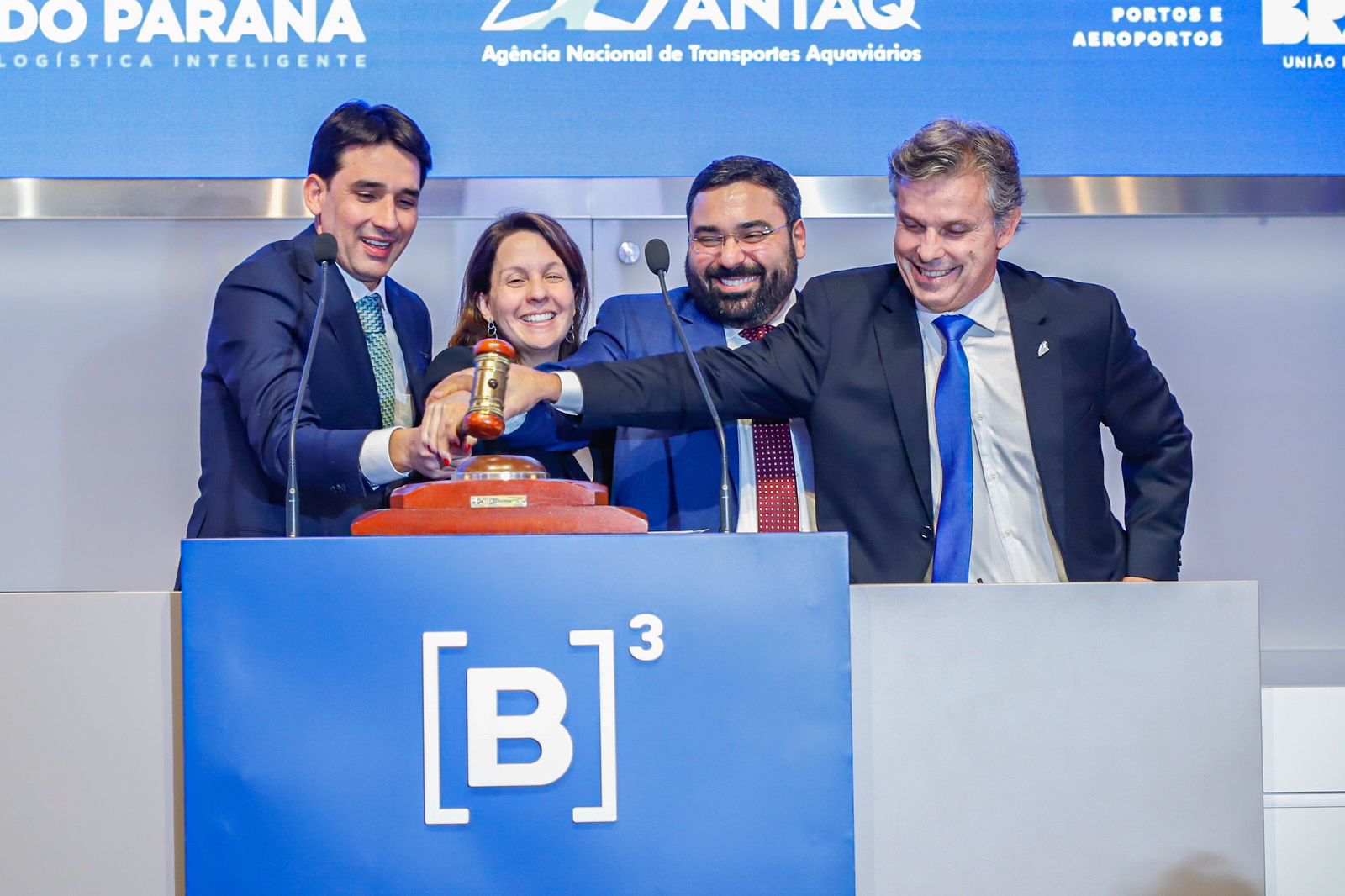 leilao-garante-quase-r-1-bilhao-de-investimento-em-portos-brasileiros-2