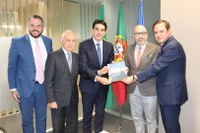 Projetos de concessão de terminais portuários e fortalecimento da aviação internacional são destaques em reunião bilateral entre Brasil e Portugal