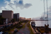 Porto de Santos alcança maior movimentação de cargas em outubro de 2024 na história