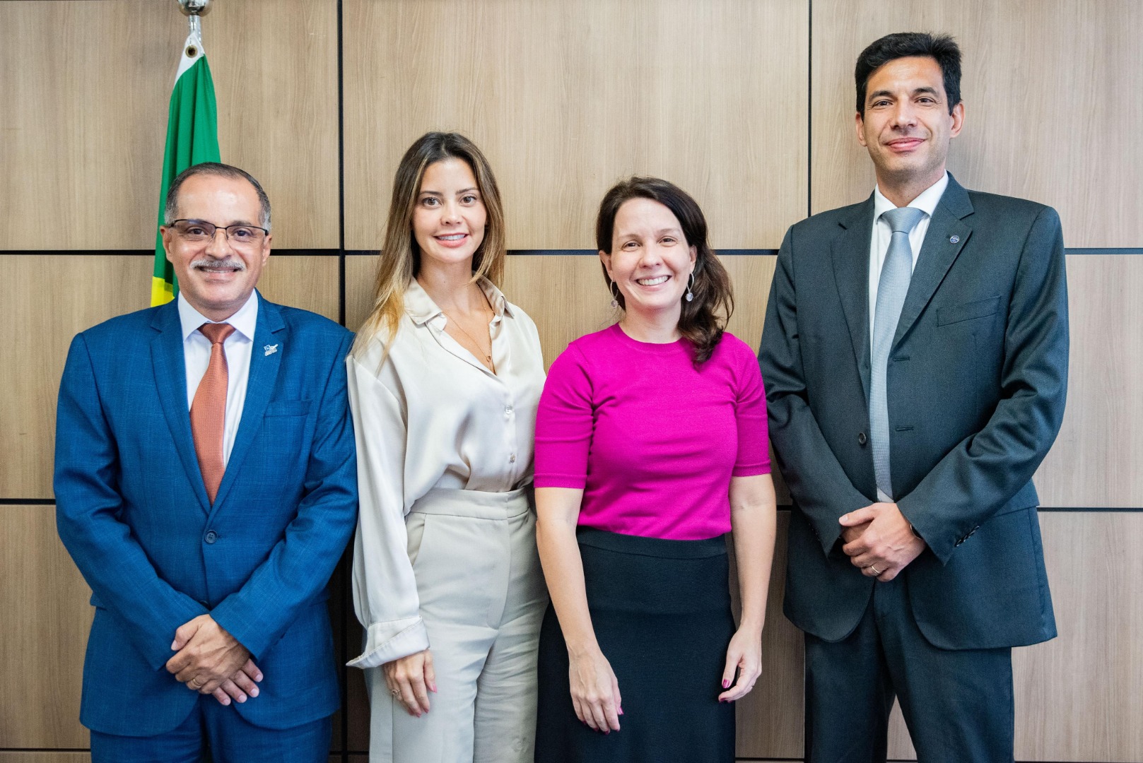 Diálogo buscou identificar soluções que aumentem a eficiência do transporte aéreo de cargas