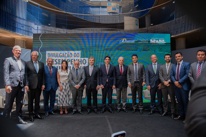 Portos públicos registram alta de 5,13% e movimentam 474,38 milhões de toneladas em 2024