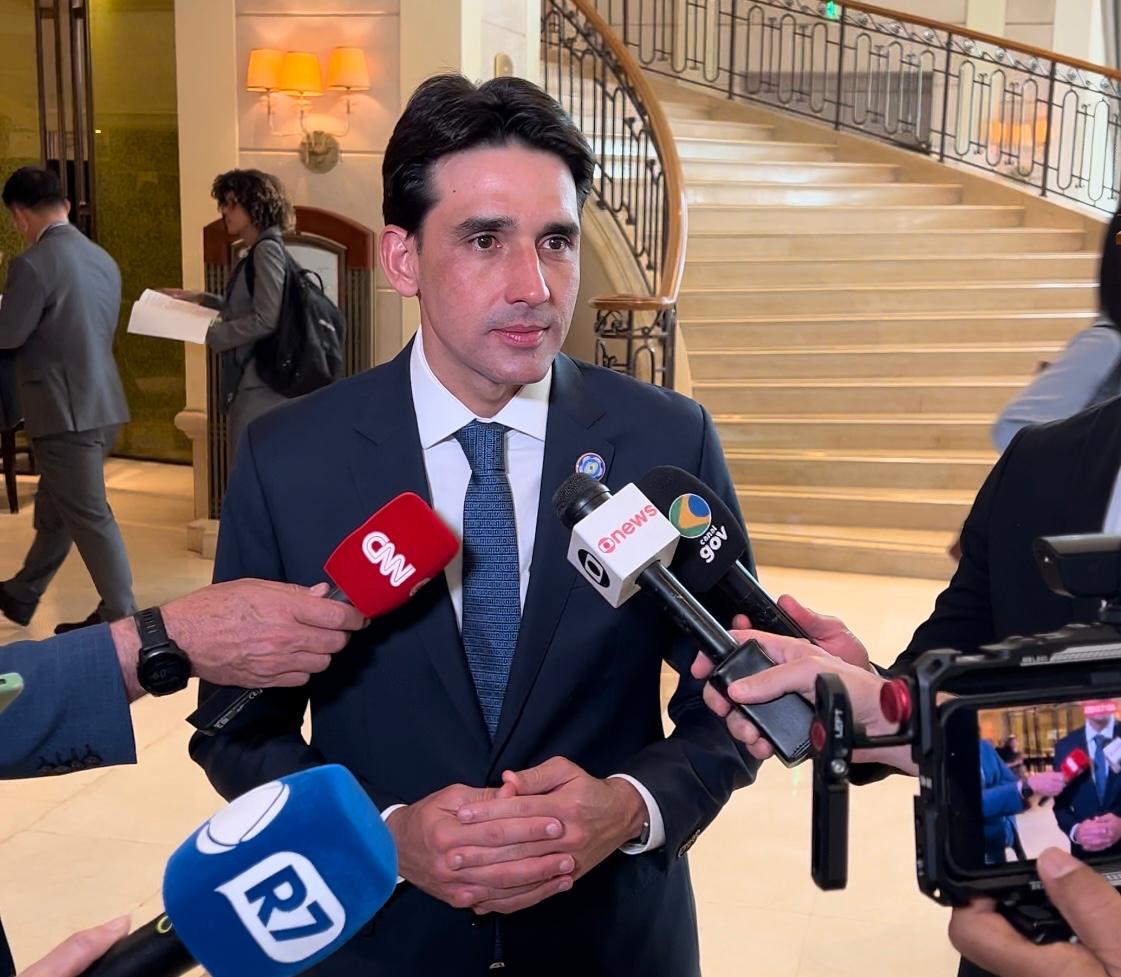 Costa Filho recebeu a sinalização de que companhias chinesas estão estudando formar consórcios para participar de leilão no Brasil