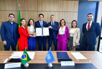 Ministério de Portos e Aeroportos firma parceria com a ONU para descarbonizar frota e portos brasileiros