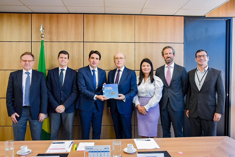 AENA apresenta ao ministro Silvio Costa Filho investimentos de R$ 4,5 bilhões no Brasil
