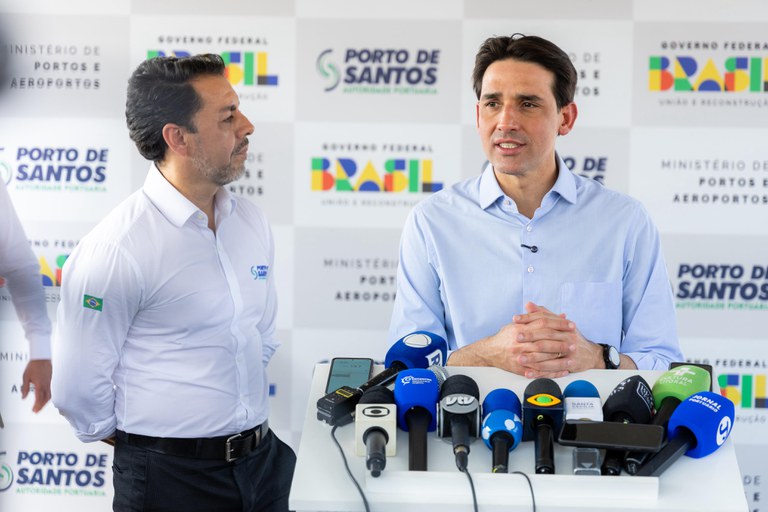 Porto de Santos.jpeg