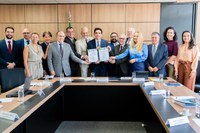 MPor e federações portuárias celebram primeiro acordo entre trabalhadores e setor produtivo