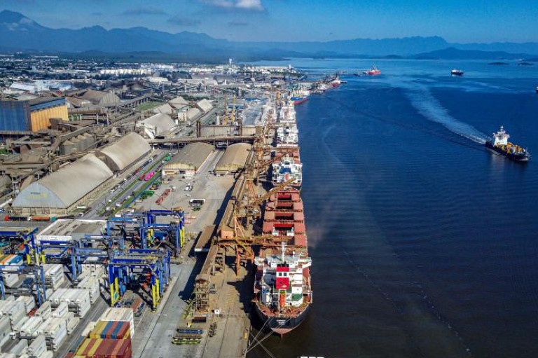 porto de Paranaguá.jpg