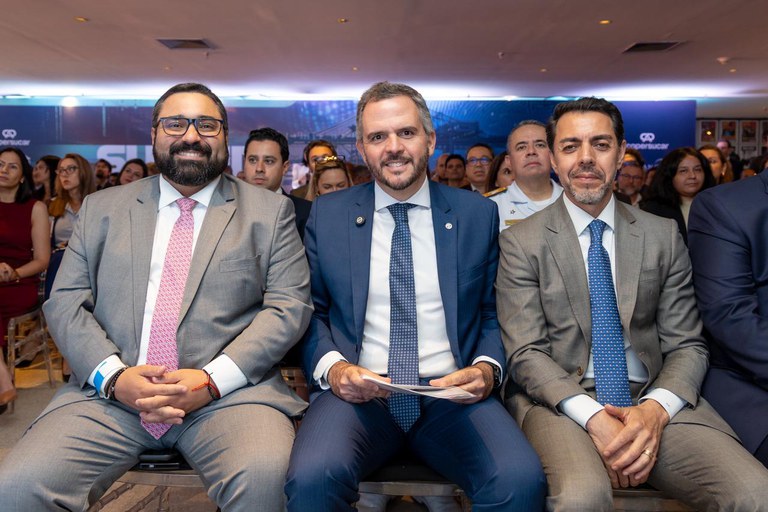 Evento de infraestrutura debate sobre logística portuária brasileira