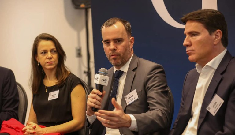 Secretário Nacional de Aviação Civil destaca em São Paulo o potencial econômico dos aeroportos concedidos - Foto: GRI Institute