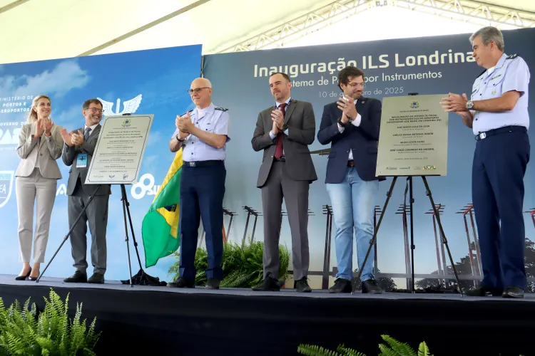 Inauguração ILS Aeroporto de Londrina (PR)